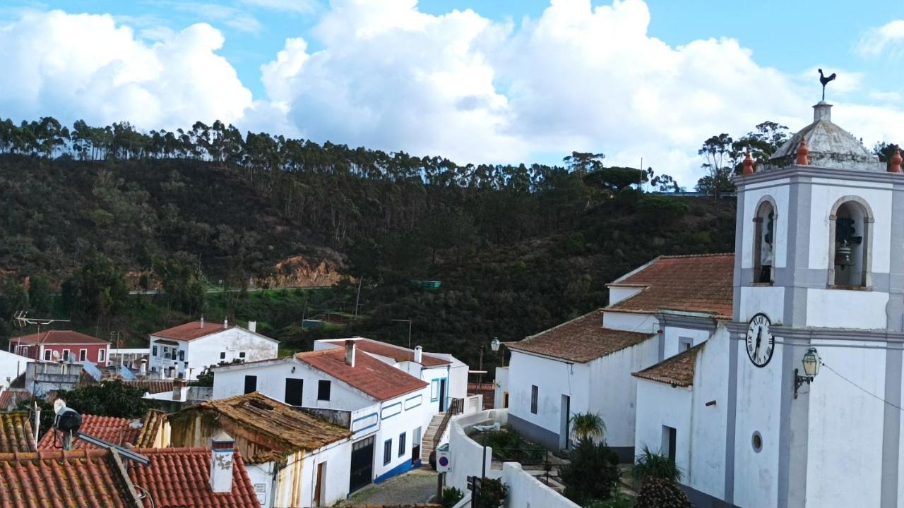 Sulseixe Guesthouse Odeceixe Exterior photo